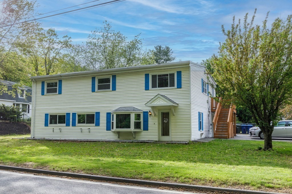 285 Willard Street, Leominster, Massachusetts, 6 Bedrooms Bedrooms, 10 Rooms Rooms,2 BathroomsBathrooms,Residential Income,For Sale,Willard Street,73375646