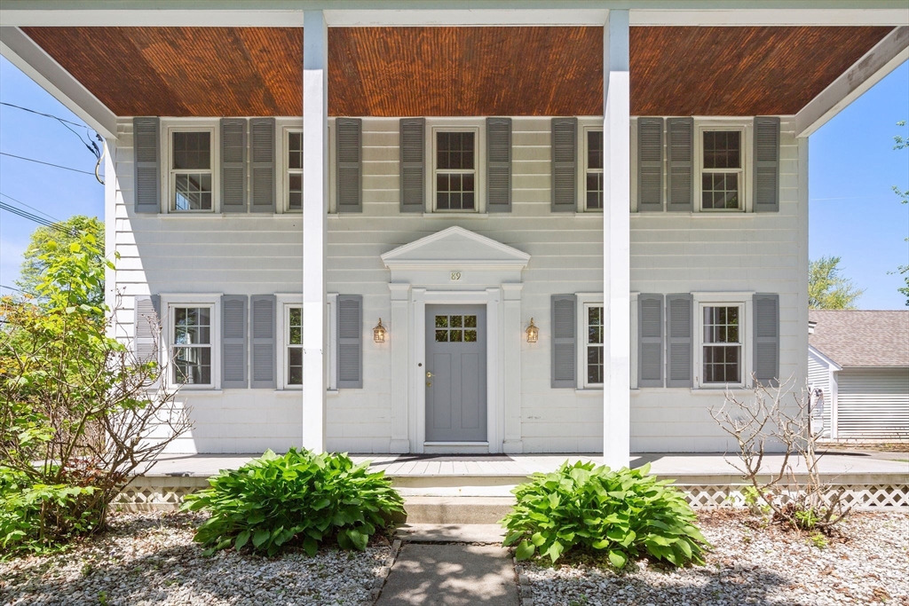 89 Woburn St, Medford, Massachusetts, 3 Bedrooms Bedrooms, 9 Rooms Rooms,2.5 BathroomsBathrooms,Residential,For Sale,Woburn St,73375459