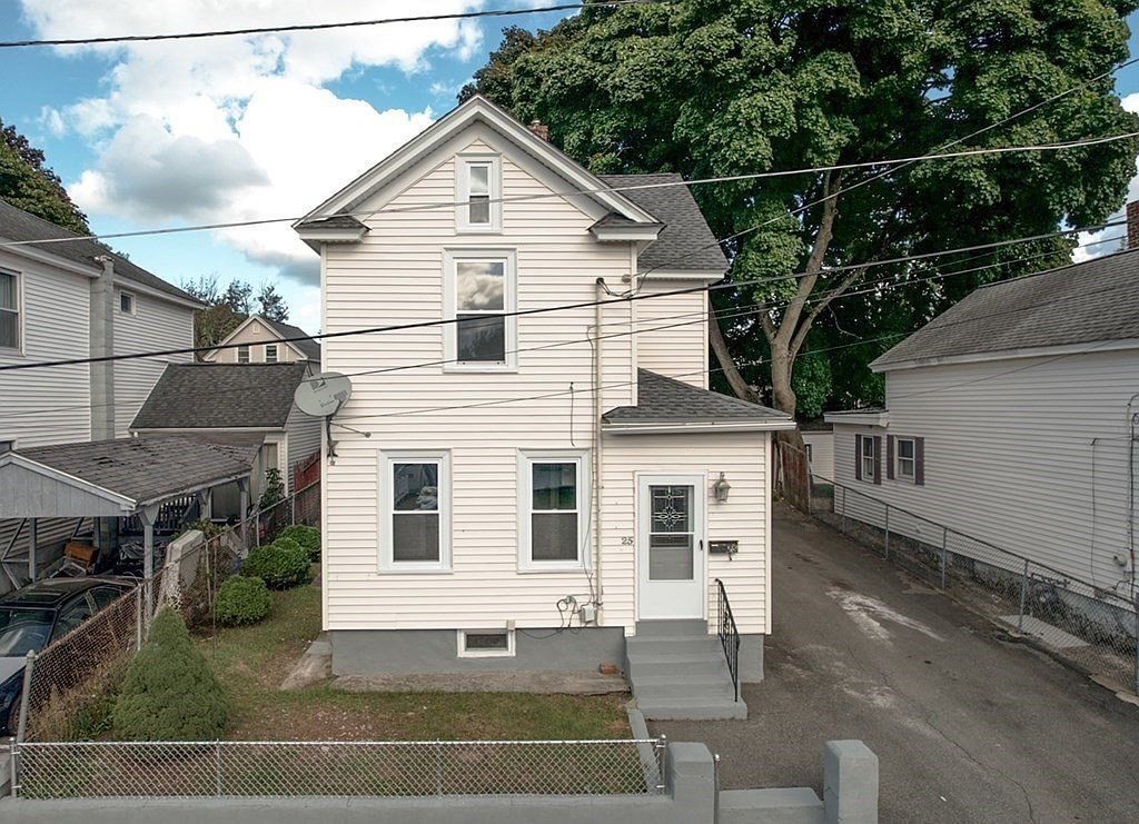 25 Dana St, Lowell, Massachusetts, 5 Bedrooms Bedrooms, 6 Rooms Rooms,2 BathroomsBathrooms,Residential,For Sale,Dana St,73375738