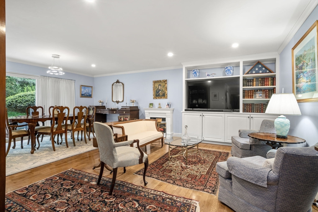 1208 Greendale Ave, Needham, Massachusetts, 2 Bedrooms Bedrooms, 5 Rooms Rooms,2 BathroomsBathrooms,Residential,For Sale,Greendale Ave,73375719