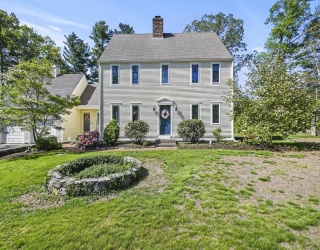 206 Summer St, Rehoboth, Massachusetts, 4 Bedrooms Bedrooms, 6 Rooms Rooms,2.5 BathroomsBathrooms,Residential,For Sale,Summer St,73375770