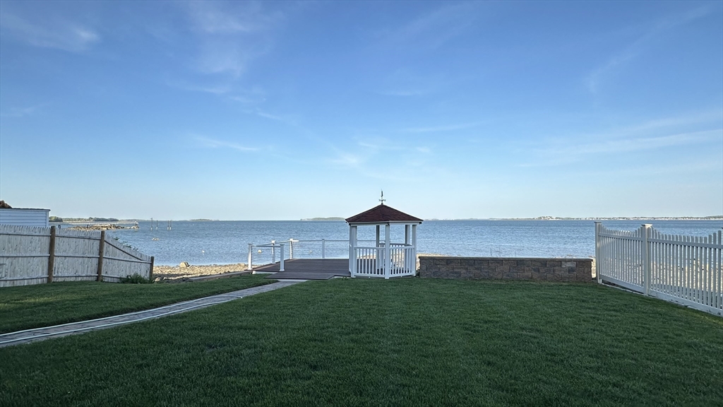 300 Bellevue Ave, Quincy, Massachusetts, 1 Bedroom Bedrooms, 3 Rooms Rooms,1 BathroomBathrooms,Residential Lease,For Rent,Bellevue Ave,73376239