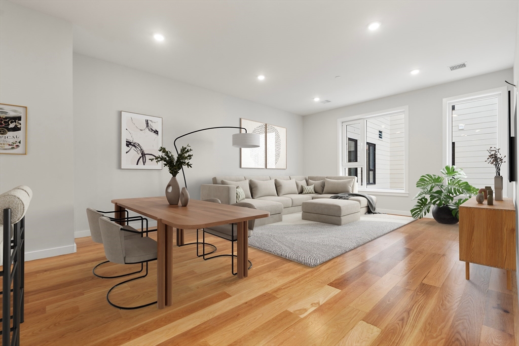 267 Old Colony, Boston, Massachusetts, 1 Bedroom Bedrooms, 2 Rooms Rooms,1 BathroomBathrooms,Residential,For Sale,Old Colony,73375885