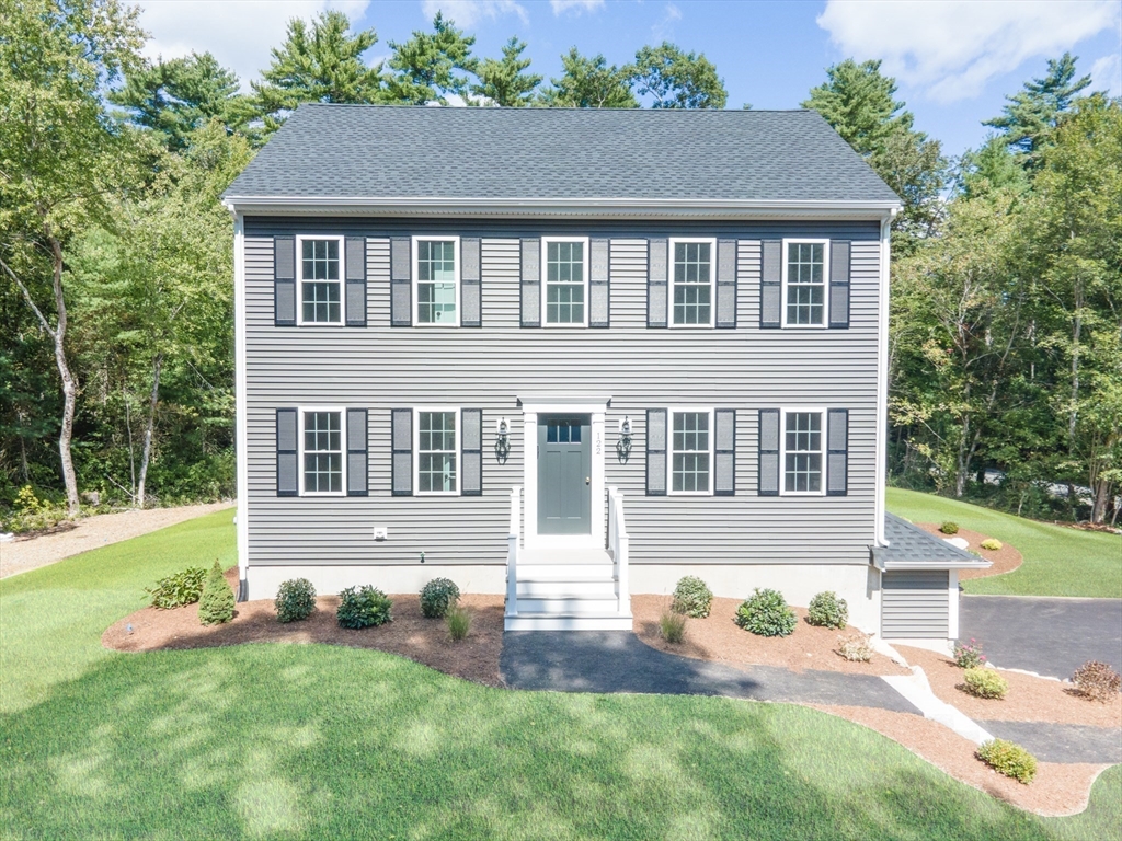 142 Tispaquin Street, Middleboro, Massachusetts, 3 Bedrooms Bedrooms, 7 Rooms Rooms,2.5 BathroomsBathrooms,Residential,For Sale,Tispaquin Street,73376100