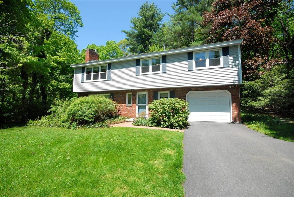 14 Sudbury Road, Stow, Massachusetts, 3 Bedrooms Bedrooms, 7 Rooms Rooms,2 BathroomsBathrooms,Residential,For Sale,Sudbury Road,73376420