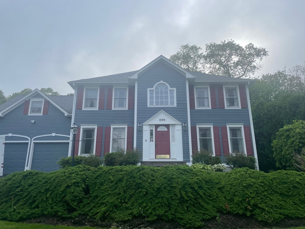 396 Wickham Rd, North Kingstown, Rhode Island, 4 Bedrooms Bedrooms, 8 Rooms Rooms,2.5 BathroomsBathrooms,Residential,For Sale,Wickham Rd,73376611