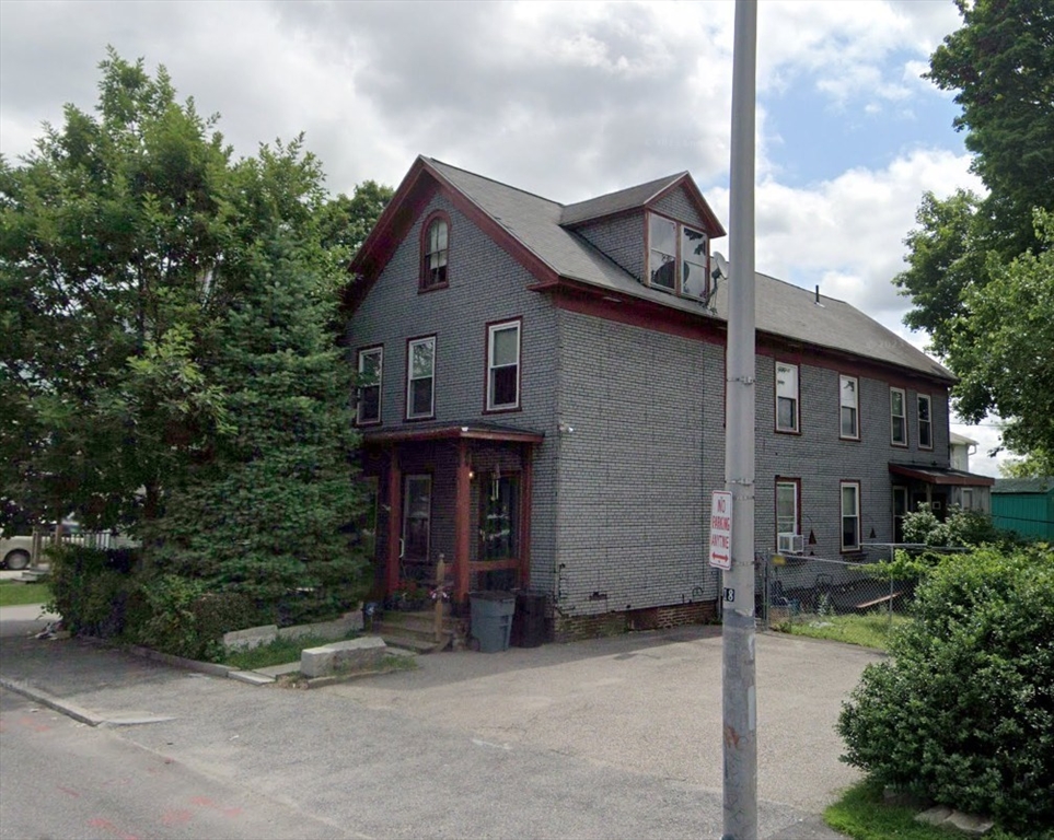 146 Beacon St, Worcester, Massachusetts, 4 Bedrooms Bedrooms, 10 Rooms Rooms,2 BathroomsBathrooms,Residential Income,For Sale,Beacon St,73376474