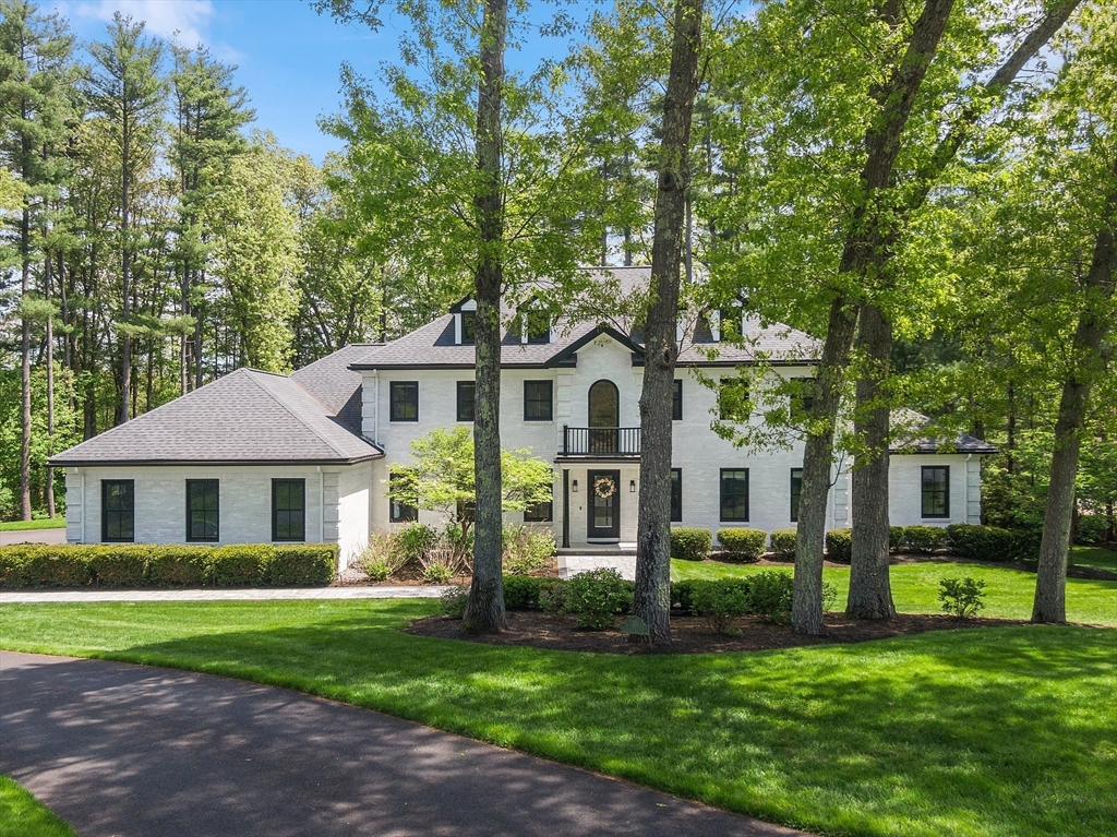 31 Alford Cir, Concord, Massachusetts, 5 Bedrooms Bedrooms, 12 Rooms Rooms,4.5 BathroomsBathrooms,Residential,For Sale,Alford Cir,73376646