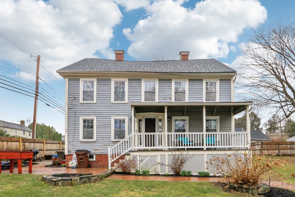 15 Andover St, Georgetown, Massachusetts, 3 Bedrooms Bedrooms, 6 Rooms Rooms,2 BathroomsBathrooms,Residential,For Sale,Andover St,73376649