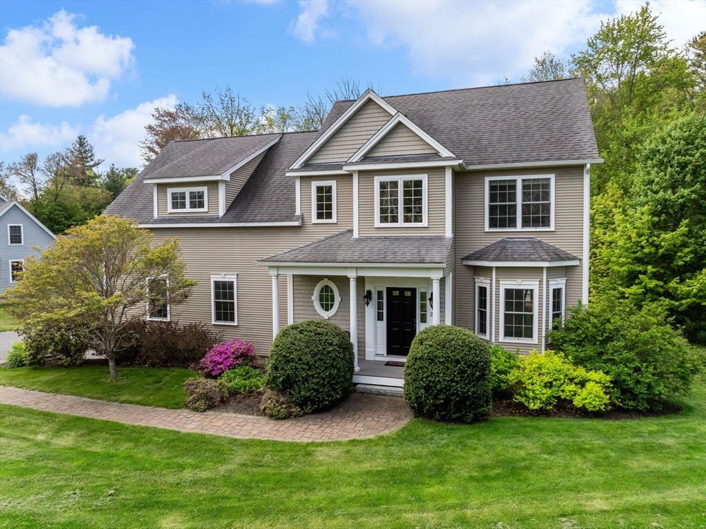 23 Crimson Drive, Shrewsbury, Massachusetts, 4 Bedrooms Bedrooms, 10 Rooms Rooms,3 BathroomsBathrooms,Residential,For Sale,Crimson Drive,73376686