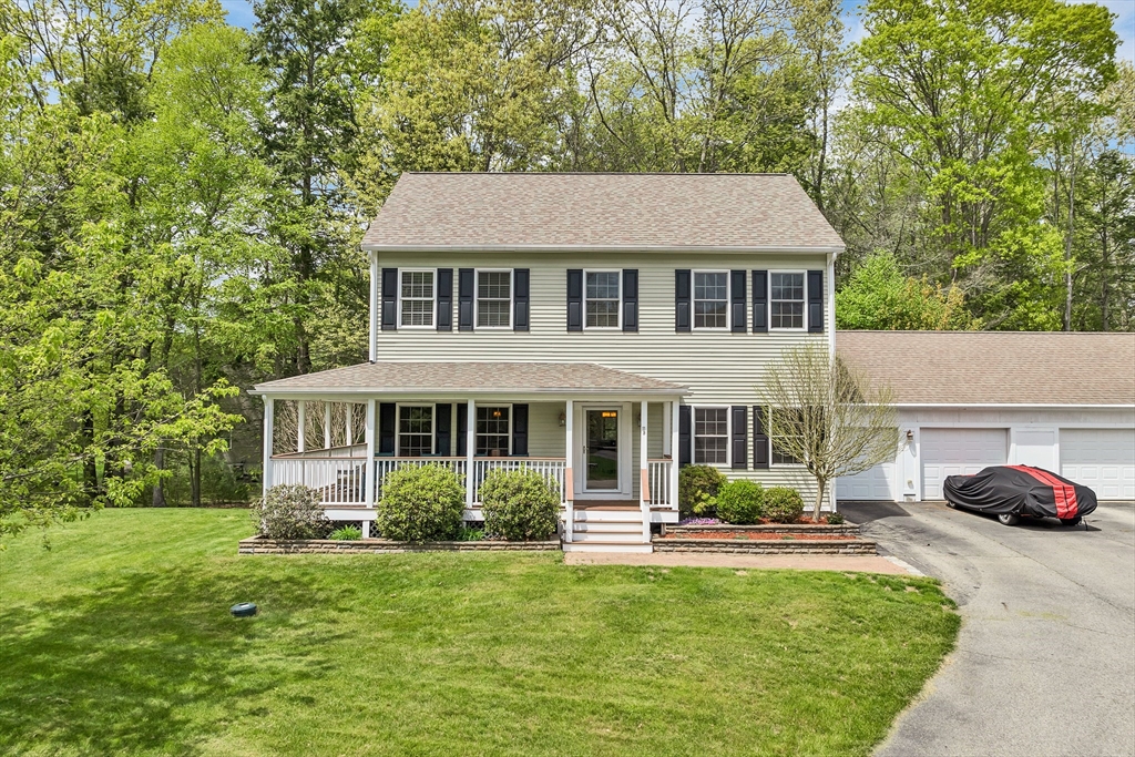 11 Summerwood Drive, Hampton, New Hampshire, 3 Bedrooms Bedrooms, 7 Rooms Rooms,2.5 BathroomsBathrooms,Residential,For Sale,Summerwood Drive,73376641