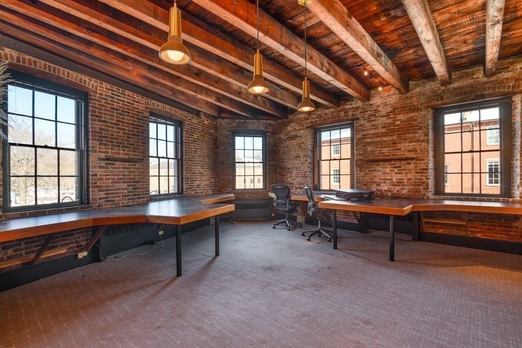 2 Liberty Street, Newburyport, Massachusetts, ,Commercial Lease,For Rent,Liberty Street,73333778