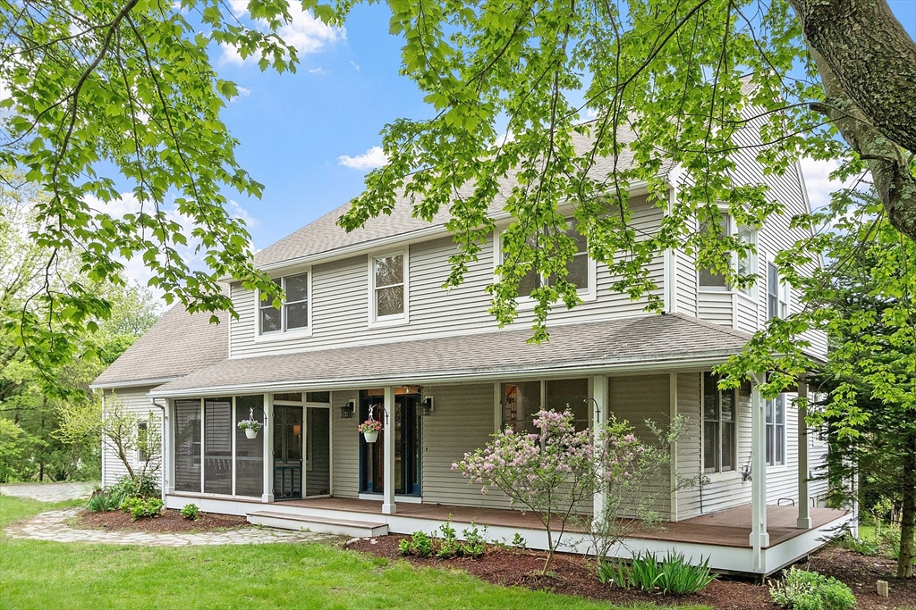 2415 Main St, Lancaster, Massachusetts, 4 Bedrooms Bedrooms, 9 Rooms Rooms,2.5 BathroomsBathrooms,Residential,For Sale,Main St,73376589