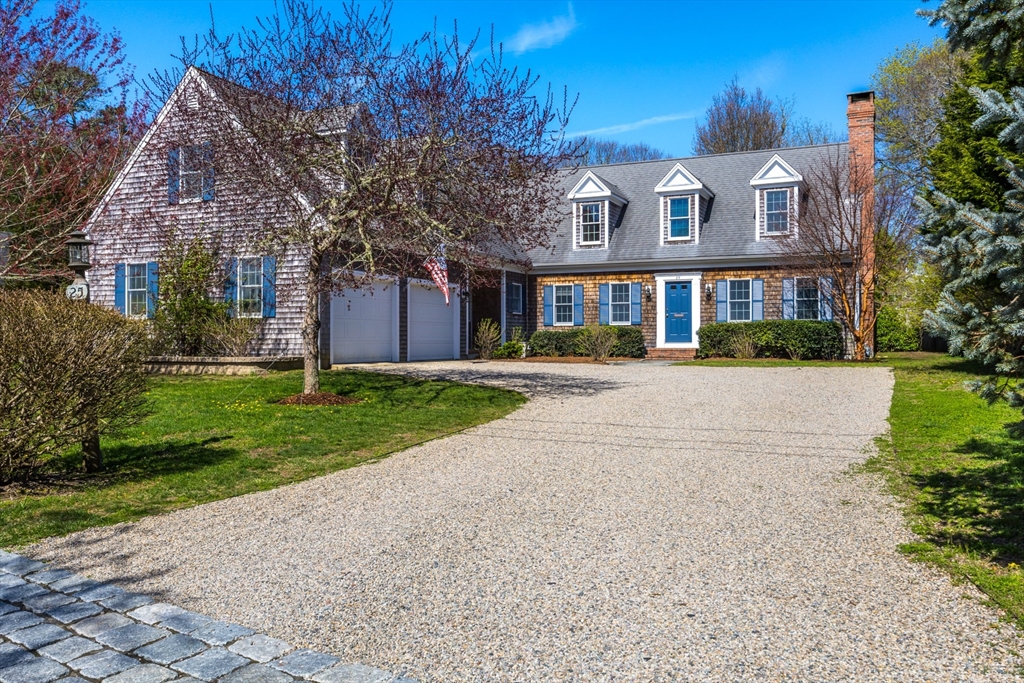 25 Blanid Road, Barnstable, Massachusetts, 4 Bedrooms Bedrooms, 9 Rooms Rooms,2.5 BathroomsBathrooms,Residential,For Sale,Blanid Road,73376592