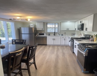 22 Proctor, Salem, Massachusetts, 3 Bedrooms Bedrooms, 7 Rooms Rooms,2 BathroomsBathrooms,Residential Lease,For Rent,Proctor,73376713