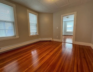666 Saratoga St, Boston, Massachusetts, 2 Bedrooms Bedrooms, 5 Rooms Rooms,1 BathroomBathrooms,Residential Lease,For Rent,Saratoga St,73376714