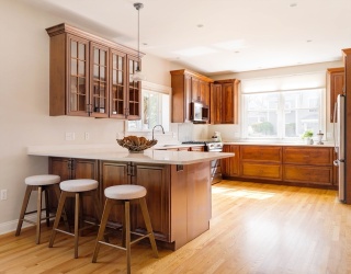146 Johnson Woods Dr, Reading, Massachusetts, 3 Bedrooms Bedrooms, 10 Rooms Rooms,3.5 BathroomsBathrooms,Residential Lease,For Rent,Johnson Woods Dr,73376738