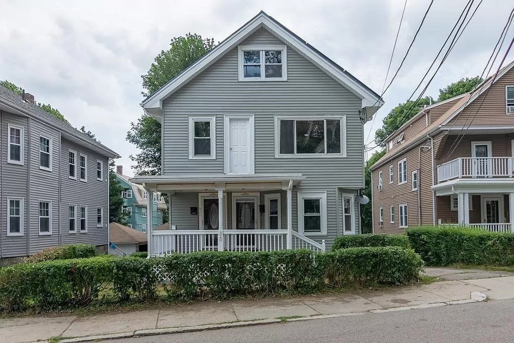 620 South St, Boston, Massachusetts, 7 Bedrooms Bedrooms, 16 Rooms Rooms,4 BathroomsBathrooms,Residential Income,For Sale,South St,73376808