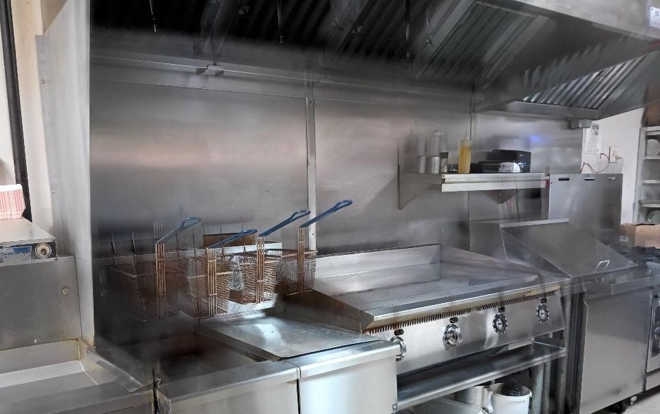 00 Confidential, Haverhill, Massachusetts, ,Business Opportunity,For Sale,Confidential,73376812
