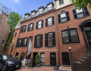 2 Mount Vernon Square, Boston, Massachusetts, 3 Bedrooms Bedrooms, 7 Rooms Rooms,3.5 BathroomsBathrooms,Residential Lease,For Rent,Mount Vernon Square,73376826