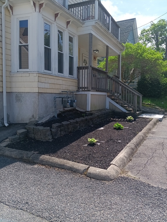 144 Tribou Street, Brockton, Massachusetts, 4 Bedrooms Bedrooms, 6 Rooms Rooms,1 BathroomBathrooms,Residential Lease,For Rent,Tribou Street,73376998