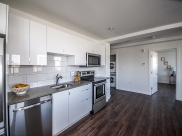 70 Parker Hill Ave, Boston, Massachusetts, 2 Bedrooms Bedrooms, 5 Rooms Rooms,2 BathroomsBathrooms,Residential Lease,For Rent,Parker Hill Ave,73377120