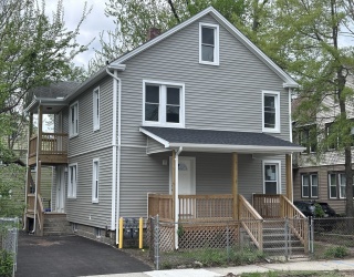226-228 College Street, Springfield, Massachusetts, 6 Bedrooms Bedrooms, 10 Rooms Rooms,2 BathroomsBathrooms,Residential Income,For Sale,College Street,73371541