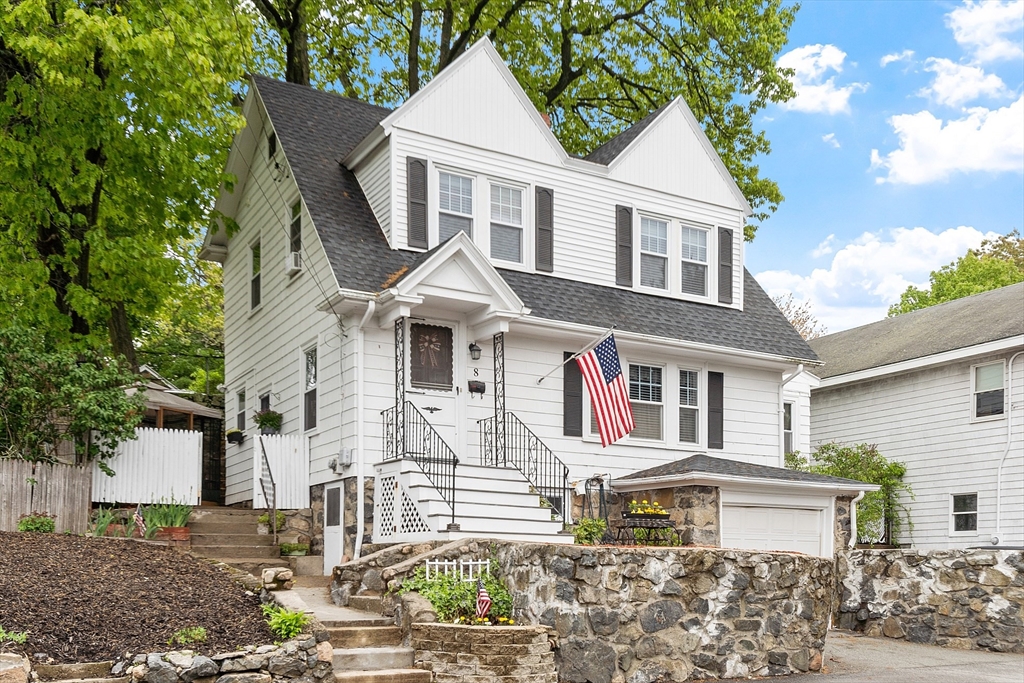 8 Manning Rd, Lynn, Massachusetts, 3 Bedrooms Bedrooms, 7 Rooms Rooms,1.5 BathroomsBathrooms,Residential,For Sale,Manning Rd,73377118
