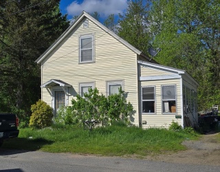 169 Spruce St, Winchendon, Massachusetts, 2 Bedrooms Bedrooms, 4 Rooms Rooms,1 BathroomBathrooms,Residential,For Sale,Spruce St,73377200