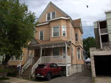 7 Stickney Ave, Somerville, Massachusetts, 7 Bedrooms Bedrooms, 12 Rooms Rooms,2.5 BathroomsBathrooms,Residential Income,For Sale,Stickney Ave,73377252