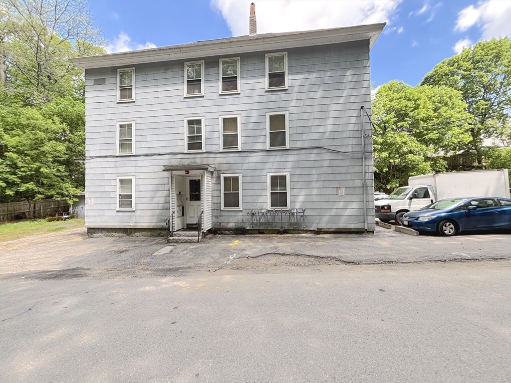 96 Hazel Street, Fitchburg, Massachusetts, 6 Bedrooms Bedrooms, 15 Rooms Rooms,6 BathroomsBathrooms,Residential Income,For Sale,Hazel Street,73377455