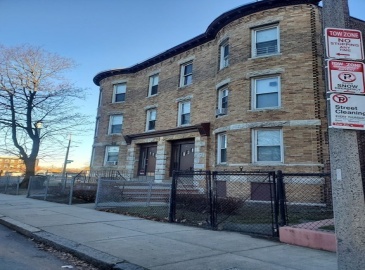 182 Walnut Ave, Boston, Massachusetts, 3 Bedrooms Bedrooms, 5 Rooms Rooms,1 BathroomBathrooms,Residential Lease,For Rent,Walnut Ave,73377726