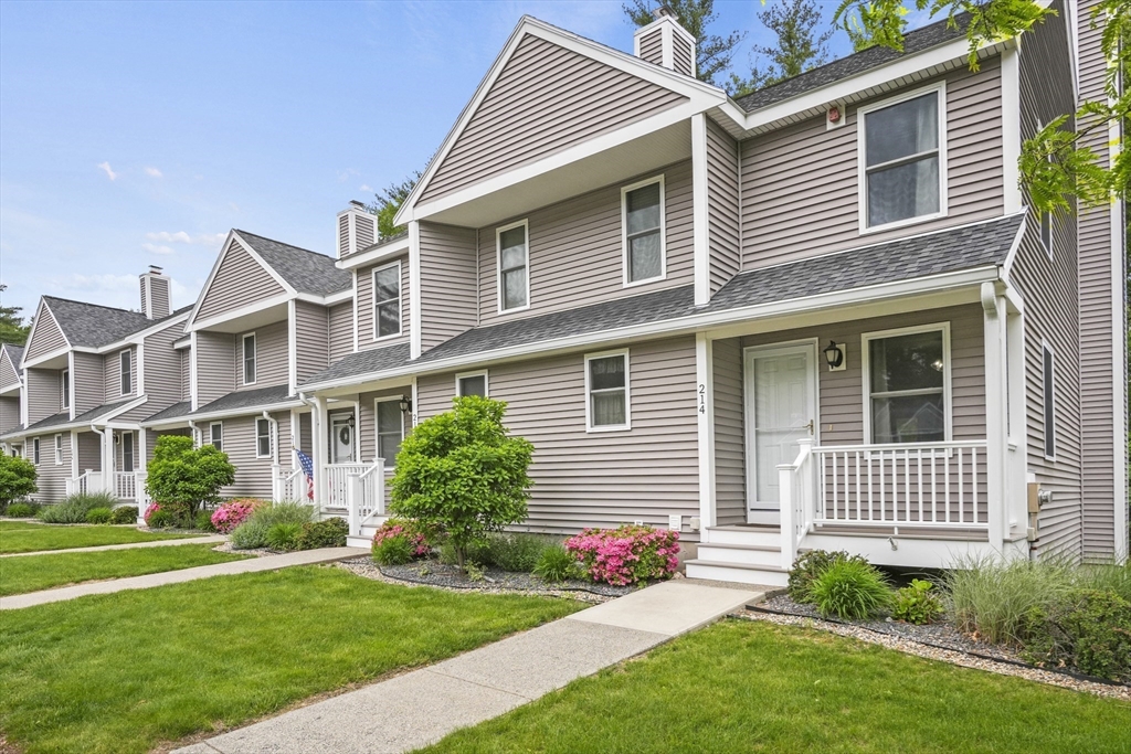 214 Bayberry Hill Lane, Leominster, Massachusetts, 2 Bedrooms Bedrooms, 9 Rooms Rooms,1.5 BathroomsBathrooms,Residential,For Sale,Bayberry Hill Lane,73378158