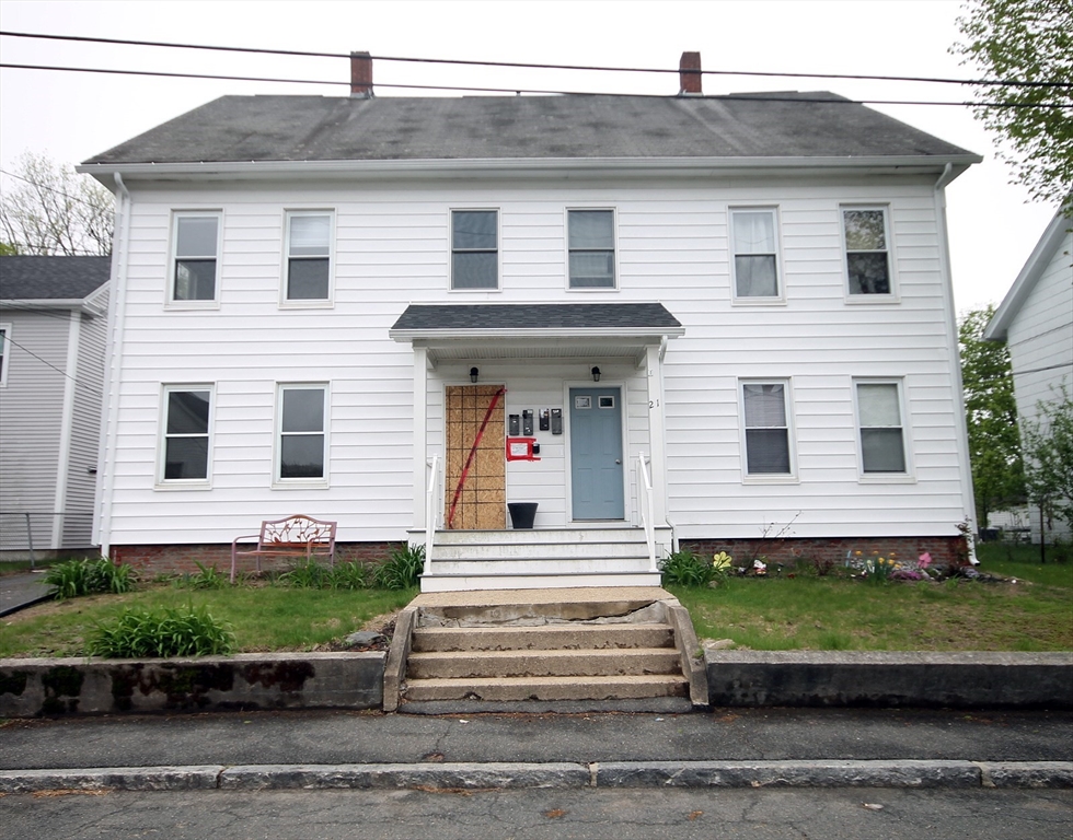 21-23 Maple Ave, Ware, Massachusetts, 6 Bedrooms Bedrooms, 14 Rooms Rooms,4 BathroomsBathrooms,Residential Income,For Sale,Maple Ave,73378182