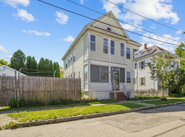47-49 Edison St, New Bedford, Massachusetts, 5 Bedrooms Bedrooms, 11 Rooms Rooms,2 BathroomsBathrooms,Residential Income,For Sale,Edison St,73378198