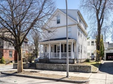 85 Mt. Auburn, Watertown, Massachusetts, 6 Bedrooms Bedrooms, 14 Rooms Rooms,3 BathroomsBathrooms,Residential Income,For Sale,Mt. Auburn,73360933