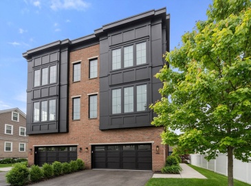 68 Summer St, Natick, Massachusetts, 3 Bedrooms Bedrooms, 6 Rooms Rooms,3.5 BathroomsBathrooms,Residential,For Sale,Summer St,73378788