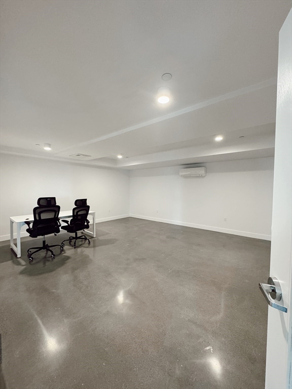 654 East Broadway, Boston, Massachusetts, ,Commercial Lease,For Rent,East Broadway,73378945