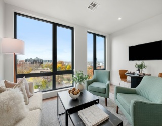 1515 Commonwealth Ave, Boston, Massachusetts, 1 Bedroom Bedrooms, 3 Rooms Rooms,1 BathroomBathrooms,Residential Lease,For Rent,Commonwealth Ave,73378971