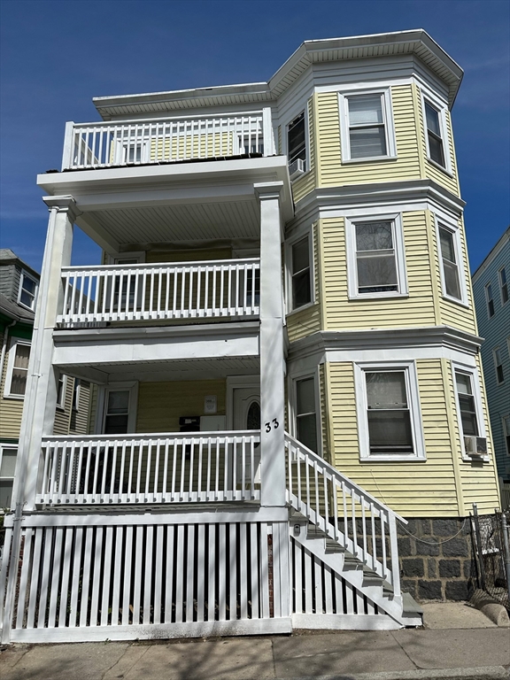 33 West Tremlett Street, Boston, Massachusetts, 3 Bedrooms Bedrooms, 5 Rooms Rooms,1 BathroomBathrooms,Residential Lease,For Rent,West Tremlett Street,73378990