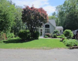 30 Bailey Rd, Oxford, Massachusetts, 3 Bedrooms Bedrooms, 6 Rooms Rooms,2 BathroomsBathrooms,Residential,For Sale,Bailey Rd,73379004