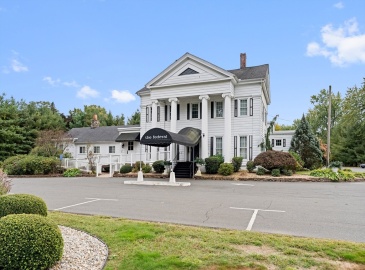 135 Cooper Street, Agawam, Massachusetts, ,Commercial Lease,For Rent,Cooper Street,73379097