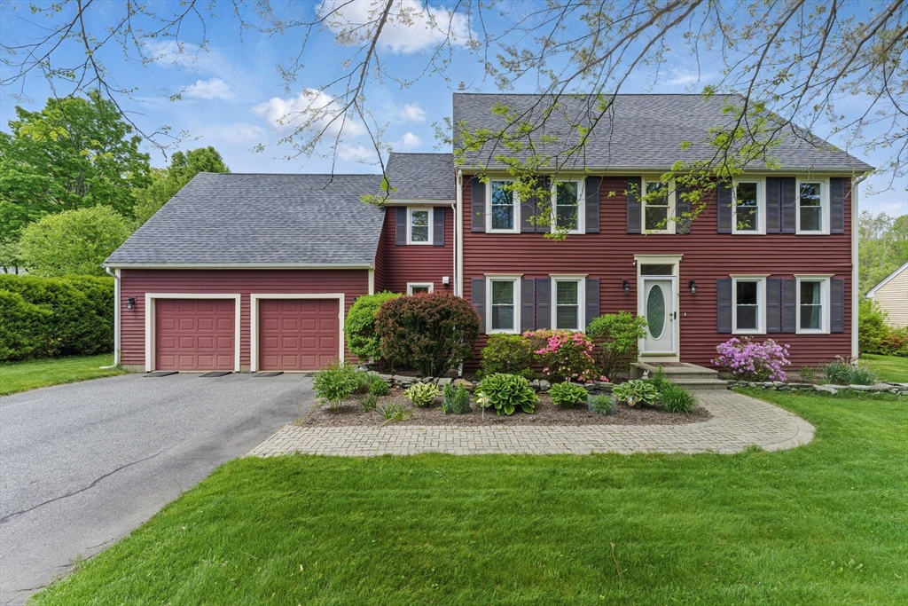 5 Elliot Trl, Grafton, Massachusetts, 4 Bedrooms Bedrooms, 10 Rooms Rooms,2.5 BathroomsBathrooms,Residential,For Sale,Elliot Trl,73378951