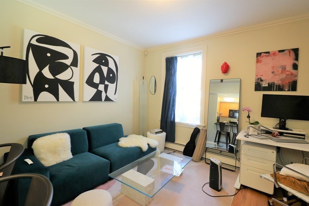 30 Upland Road, Cambridge, Massachusetts, 1 Bedroom Bedrooms, 3 Rooms Rooms,1 BathroomBathrooms,Residential Lease,For Rent,Upland Road,73379202