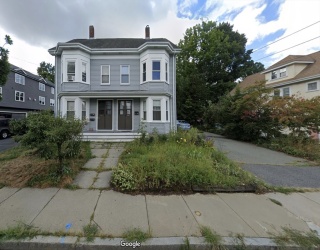 132-134 Russell St, Waltham, Massachusetts, 8 Bedrooms Bedrooms, 20 Rooms Rooms,3 BathroomsBathrooms,Residential Income,For Sale,Russell St,73379469