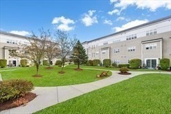 211 Central, Norwood, Massachusetts, 1 Bedroom Bedrooms, 3 Rooms Rooms,1 BathroomBathrooms,Residential,For Sale,Central,73379331