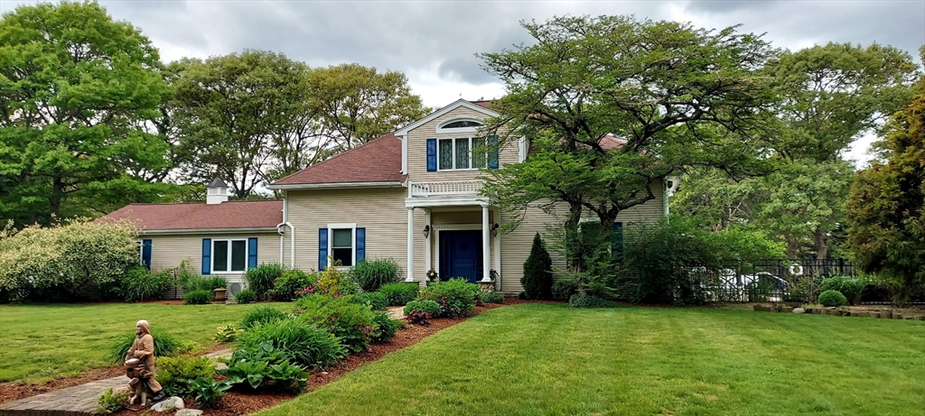3 Wolf Rd, Bourne, Massachusetts, 3 Bedrooms Bedrooms, 4 Rooms Rooms,2.5 BathroomsBathrooms,Residential,For Sale,Wolf Rd,73379538