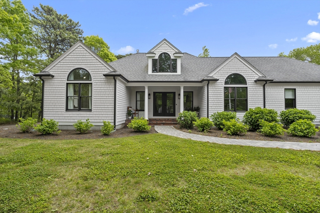 102 Cairn Ridge Rd, Falmouth, Massachusetts, 3 Bedrooms Bedrooms, 6 Rooms Rooms,3 BathroomsBathrooms,Residential,For Sale,Cairn Ridge Rd,73379546