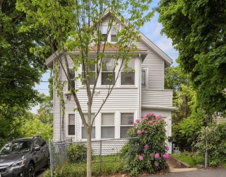 30 South Central Ave, Quincy, Massachusetts, 3 Bedrooms Bedrooms, 8 Rooms Rooms,1 BathroomBathrooms,Residential Lease,For Rent,South Central Ave,73379592