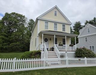 27 Mcintosh Dr, Stow, Massachusetts, 3 Bedrooms Bedrooms, 7 Rooms Rooms,2.5 BathroomsBathrooms,Residential,For Sale,Mcintosh Dr,73379597